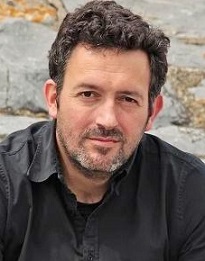 Author Mikel Santiago